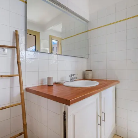 Castel Apartmán